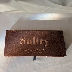 Anastasia Beverly Hills Sultry Eyeshadow Palette - Shimmery Copper Brown